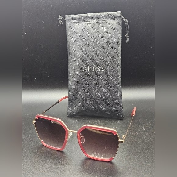 Guess Accessories - Guess‎ Rose-Tinted Sunglasses with case new without tags 58/20/150